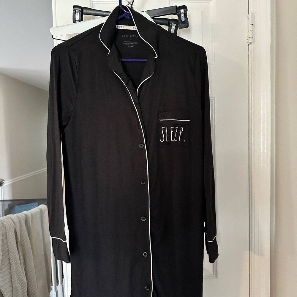 Rae Dunn night gown